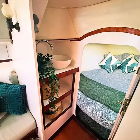 Sirius - Boat House Bateau-hôtel